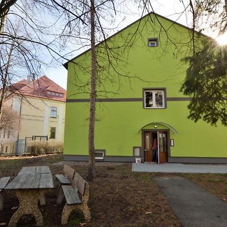 Apartmány - Školní Chomutov Exterior foto