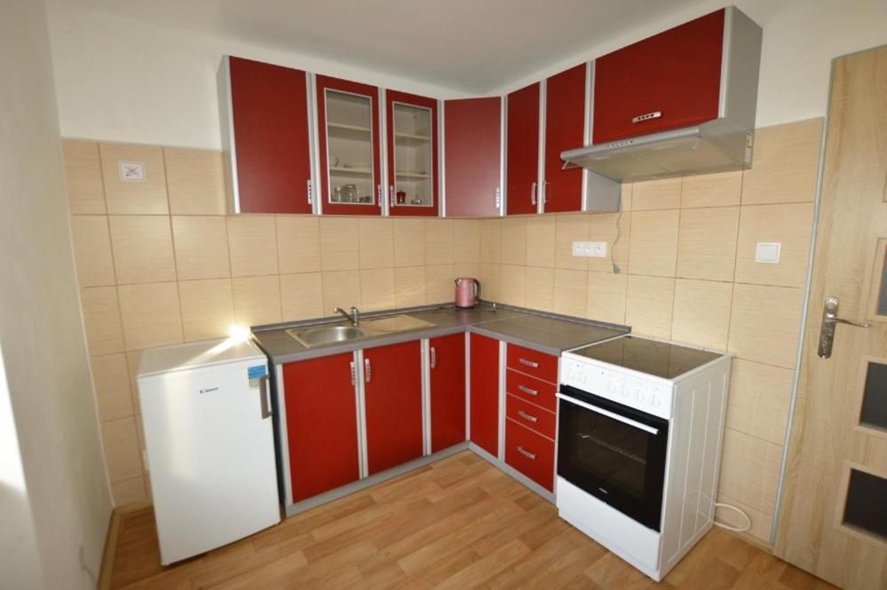 Apartmány - Školní Chomutov Exterior foto