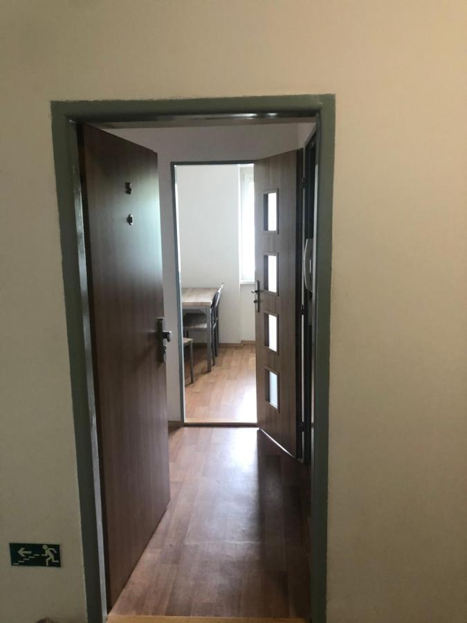 Apartmány - Školní Chomutov Exterior foto