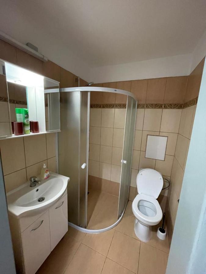 Apartmány - Školní Chomutov Exterior foto