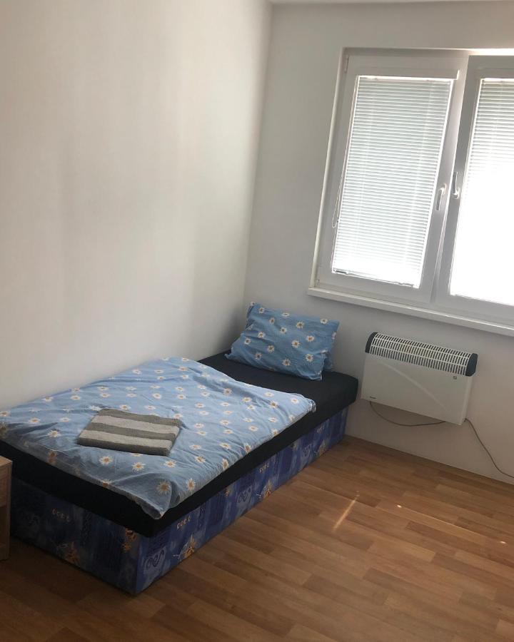 Apartmány - Školní Chomutov Exterior foto